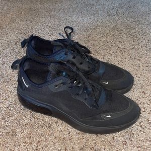 nike airmax shoes 🖤